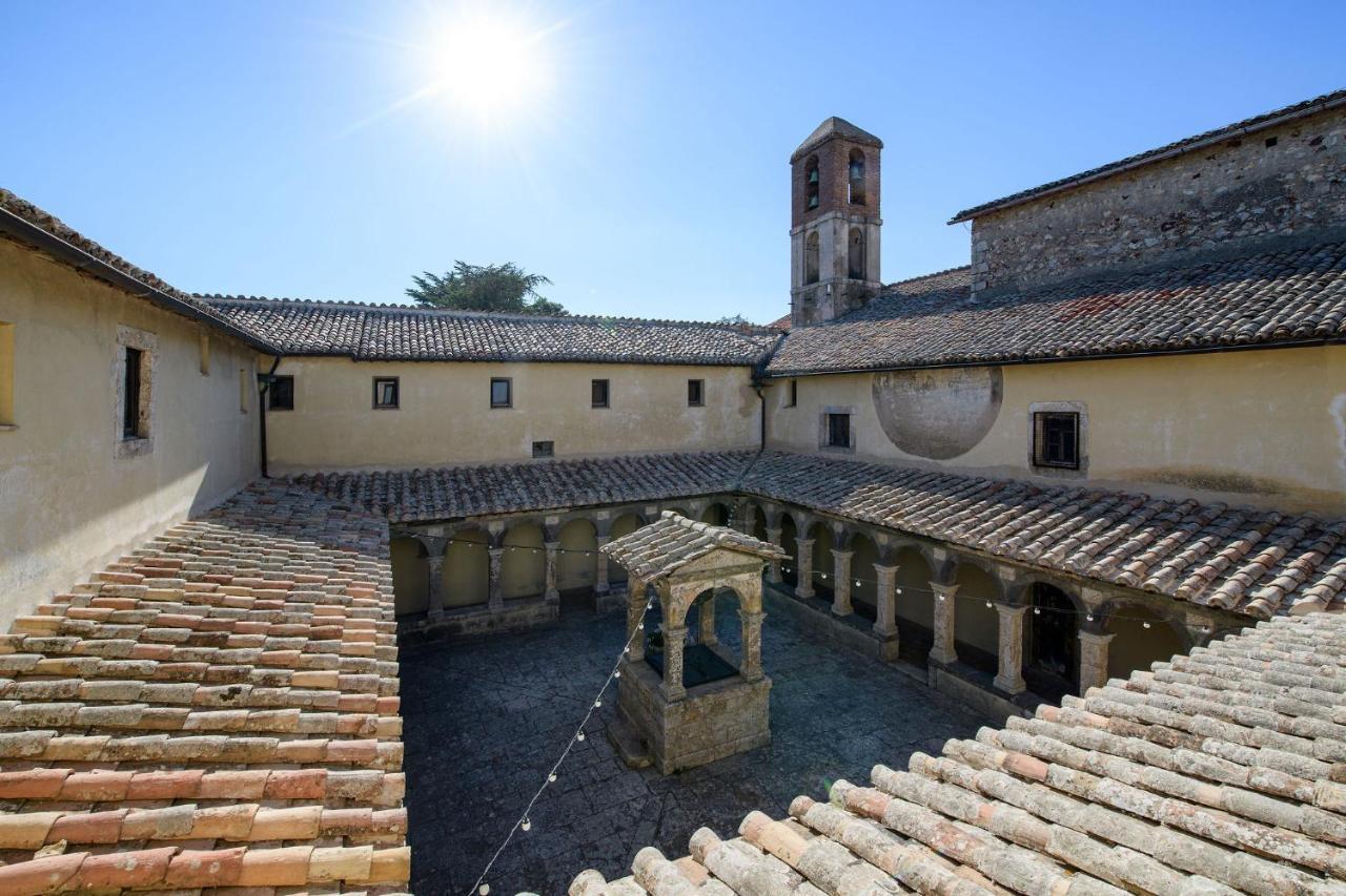 Хостел Convento Dei Cappuccini Tolfa Экстерьер фото